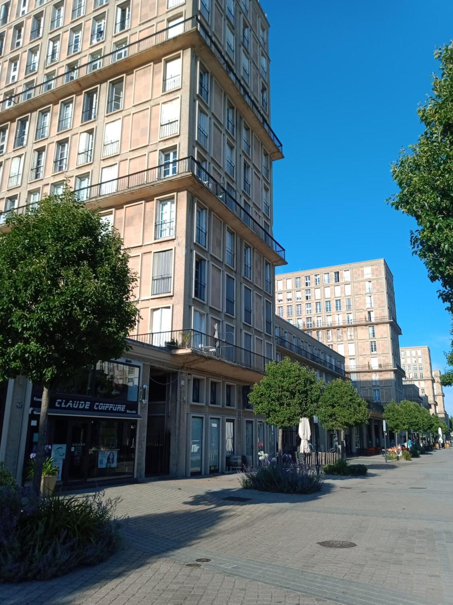 Appartement Perret 105 Rue Victor Hugo, Lumineux, Plein Centre, Parking Prive Arrivee Autonome Tout A Pied เลออาฟร์ ภายนอก รูปภาพ